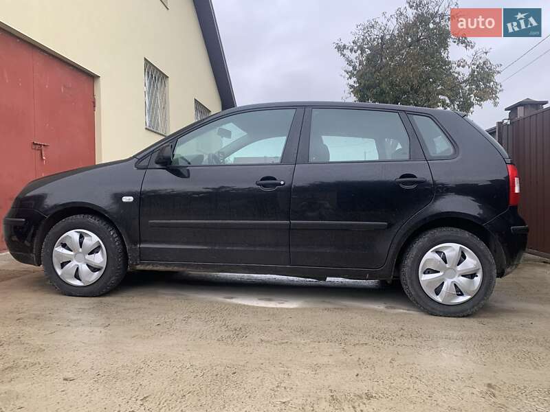 Хетчбек Volkswagen Polo 2003 в Рівному