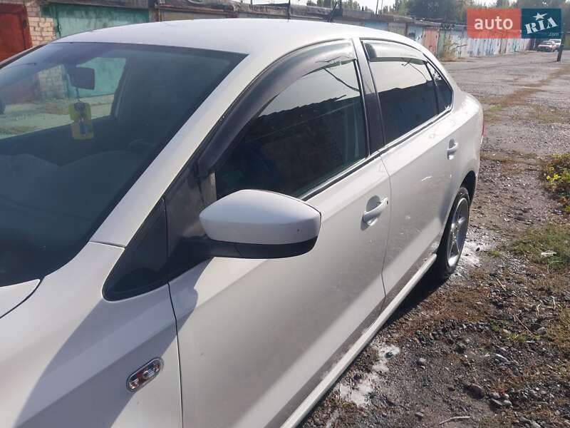 Седан Volkswagen Polo 2013 в Апостоловому