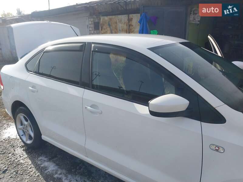 Седан Volkswagen Polo 2013 в Апостоловому