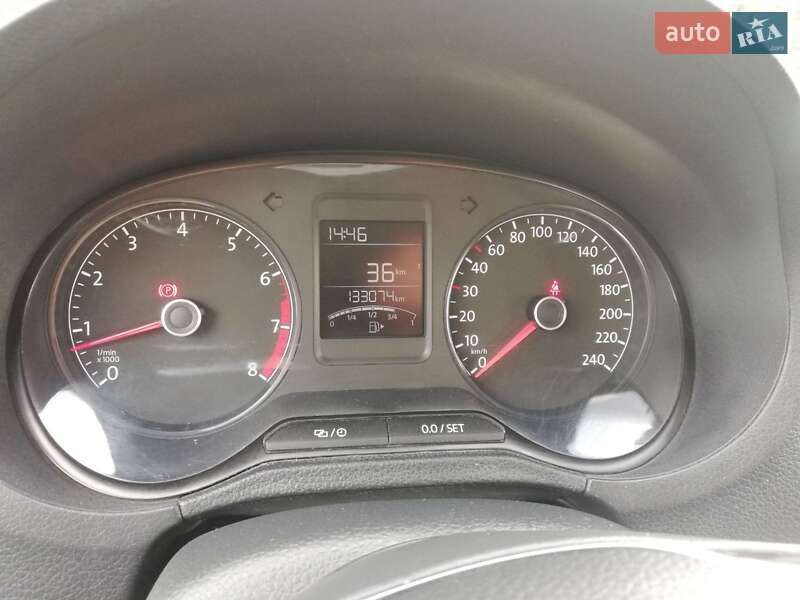 Седан Volkswagen Polo 2018 в Львові