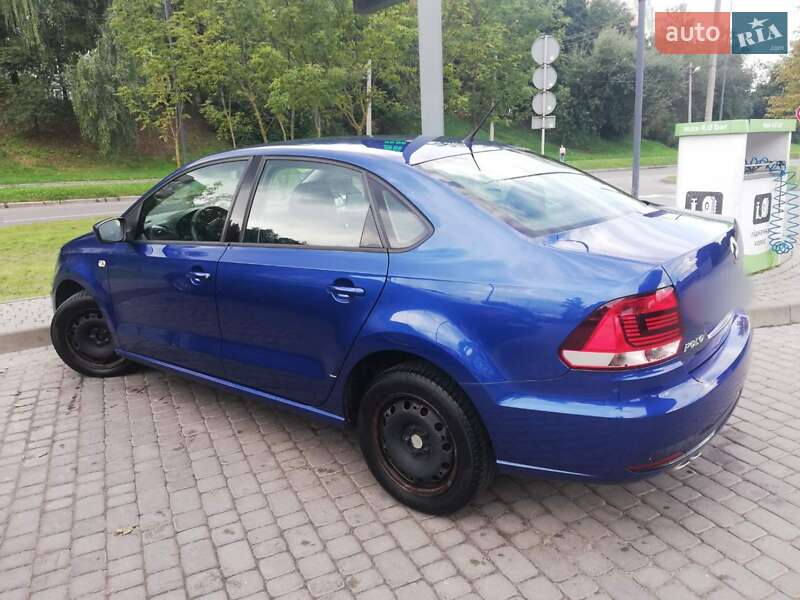 Седан Volkswagen Polo 2018 в Львові