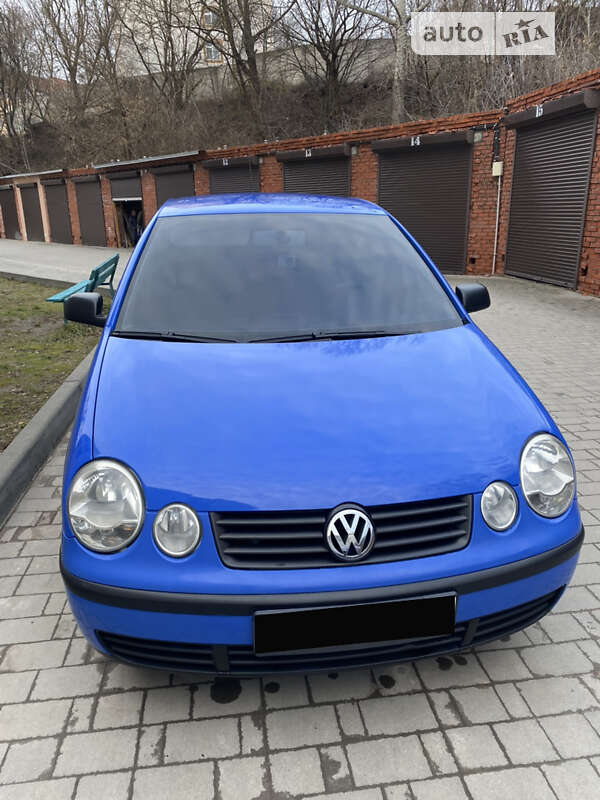 Хетчбек Volkswagen Polo 2002 в Дубровиці