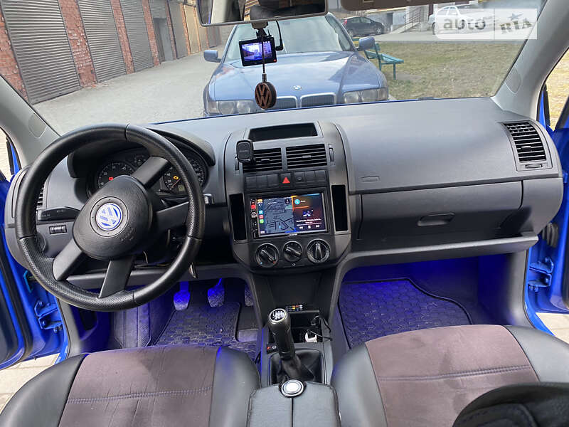 Хетчбек Volkswagen Polo 2002 в Дубровиці