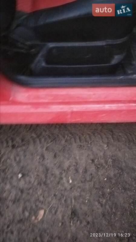 Хэтчбек Volkswagen Polo 2001 в Кропивницком