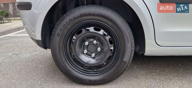 Хэтчбек Volkswagen Polo 2002 в Нежине