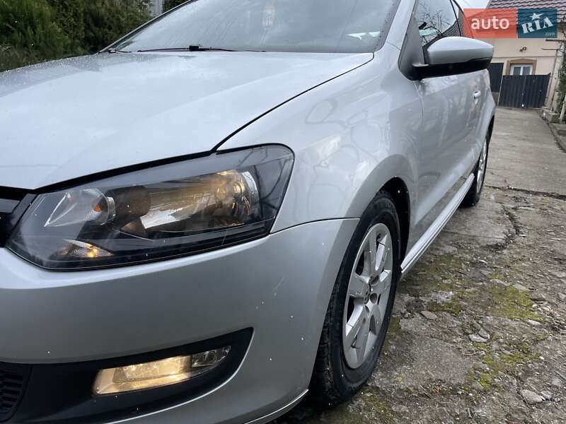 Хэтчбек Volkswagen Polo 2011 в Городенке