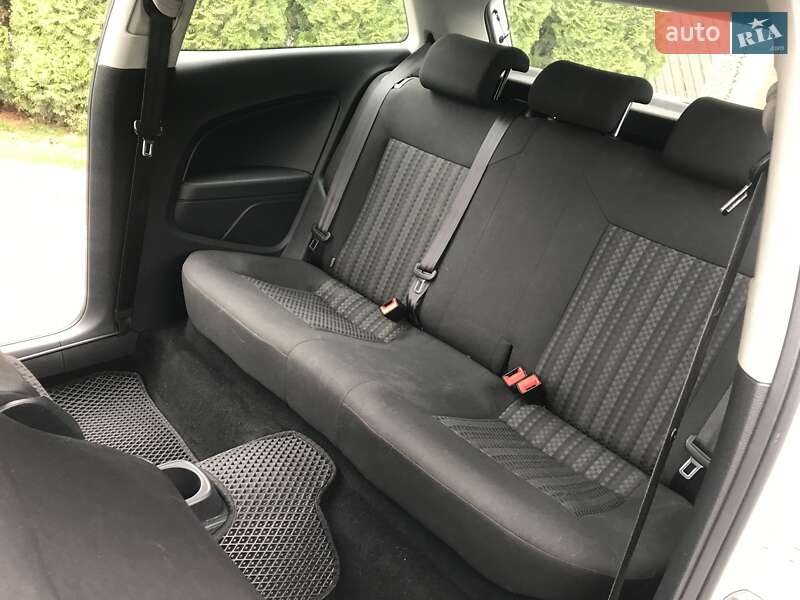 Хэтчбек Volkswagen Polo 2016 в Луцке