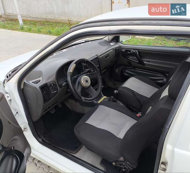 Хэтчбек Volkswagen Polo 1997 в Одессе