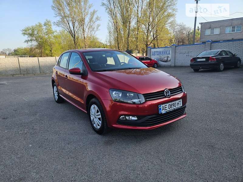 Хетчбек Volkswagen Polo 2015 в Дніпрі