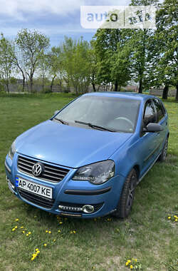 Хэтчбек Volkswagen Polo 2006 в Запорожье