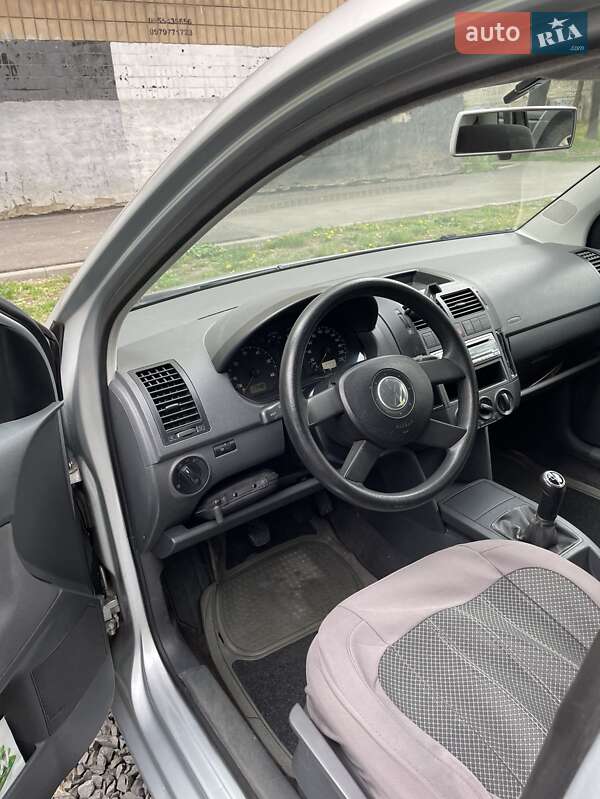 Хэтчбек Volkswagen Polo 2003 в Харькове