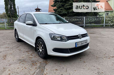 Седан Volkswagen Polo 2011 в Попільні