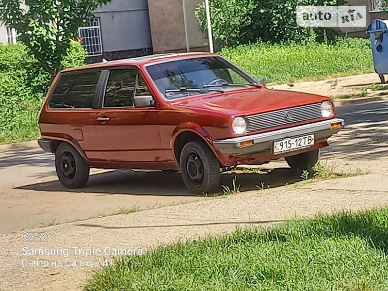 Хетчбек Volkswagen Polo 1983 в Ужгороді