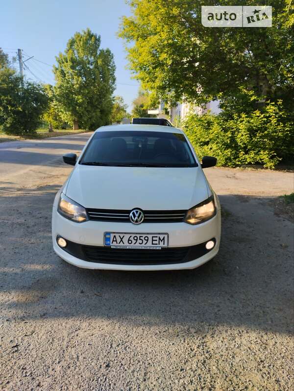 Седан Volkswagen Polo 2012 в Харькове