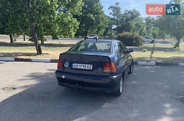 Седан Volkswagen Polo 1997 в Запорожье