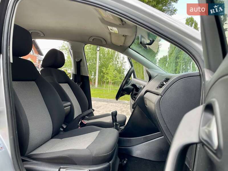 Хэтчбек Volkswagen Polo 2011 в Кременчуге