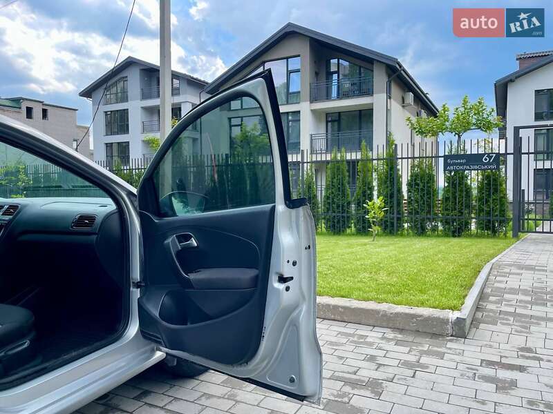 Хэтчбек Volkswagen Polo 2011 в Кременчуге