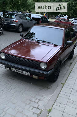 Седан Volkswagen Polo 1987 в Новояворівську