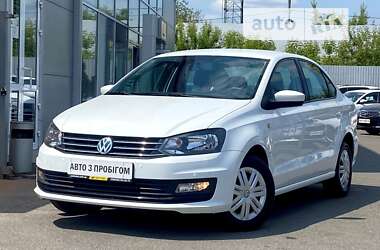 Седан Volkswagen Polo 2019 в Киеве