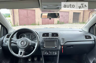 Хэтчбек Volkswagen Polo 2012 в Ивано-Франковске