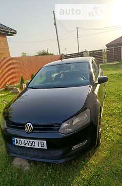 Хэтчбек Volkswagen Polo 2010 в Ужгороде