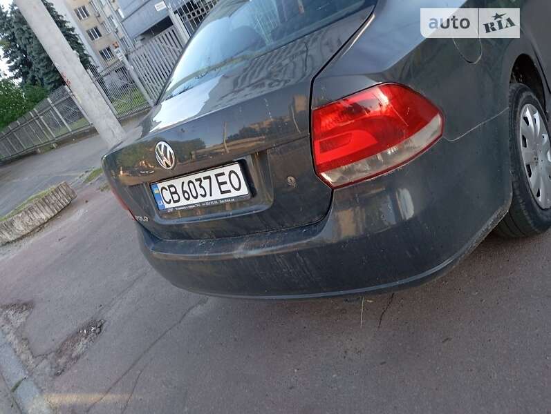 Седан Volkswagen Polo 2013 в Чернигове