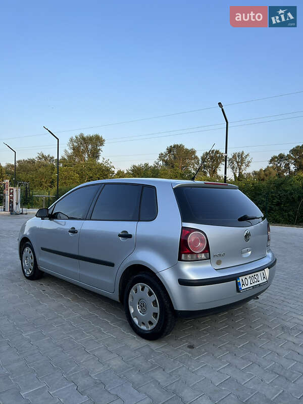 Хетчбек Volkswagen Polo 2005 в Виноградові