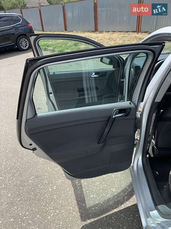 Хэтчбек Volkswagen Polo 2004 в Великодолинском фото 10 Хэтчбек Volkswagen Polo 2004 в Великодолинском