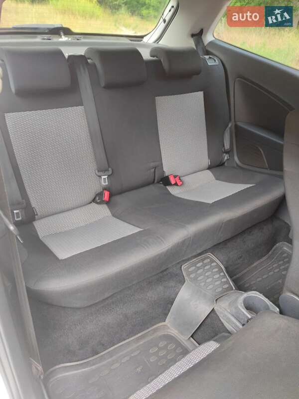 Хэтчбек Volkswagen Polo 2014 в Сумах