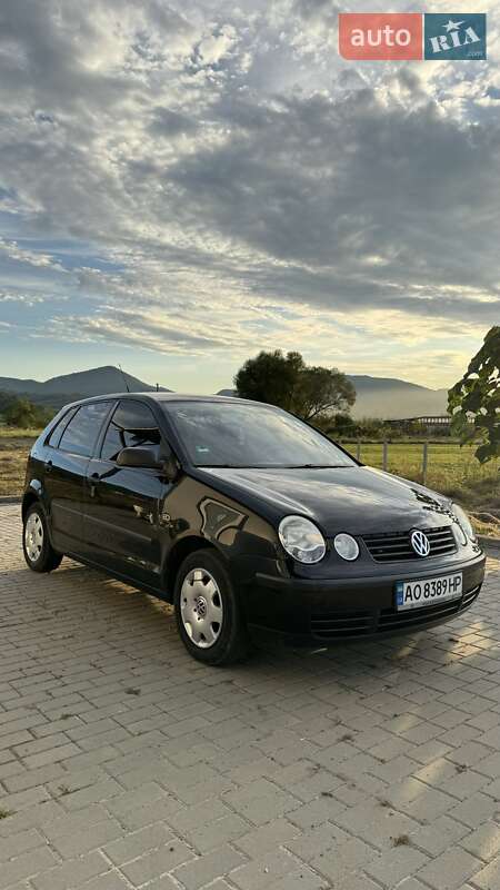 Хетчбек Volkswagen Polo 2002 в Хусті