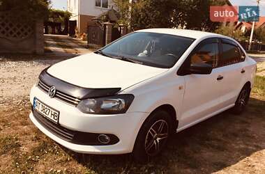 Седан Volkswagen Polo 2011 в Івано-Франківську