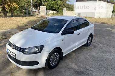 Седан Volkswagen Polo 2013 в Харкові