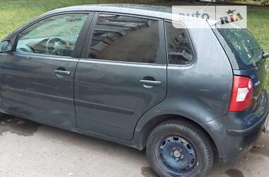 Хэтчбек Volkswagen Polo 2004 в Львове