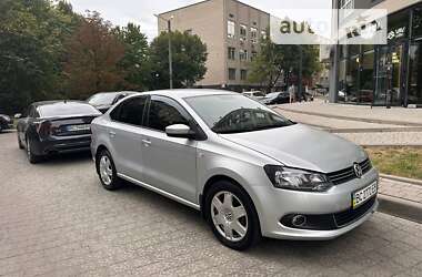 Седан Volkswagen Polo 2011 в Львові