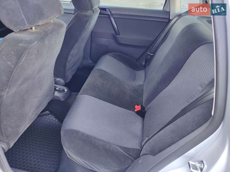 Хэтчбек Volkswagen Polo 2007 в Днепре фото 6 Хэтчбек Volkswagen Polo 2007 в Днепре