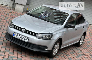 Седан Volkswagen Polo 2011 в Івано-Франківську