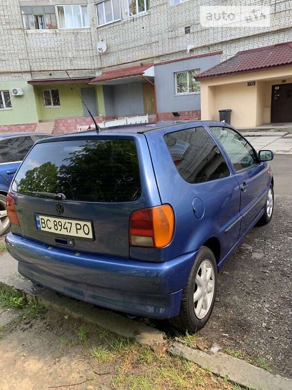 Хэтчбек Volkswagen Polo 1998 в Новояворовске
