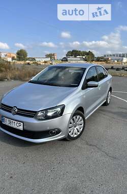 Седан Volkswagen Polo 2012 в Полтаве