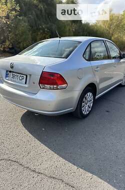 Седан Volkswagen Polo 2012 в Полтаве