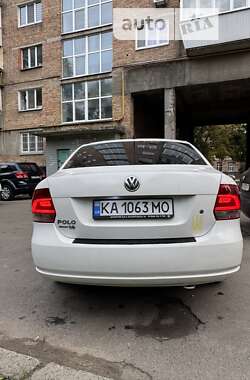 Седан Volkswagen Polo 2011 в Києві