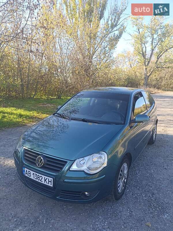Хетчбек Volkswagen Polo 2006 в Могилів-Подільському