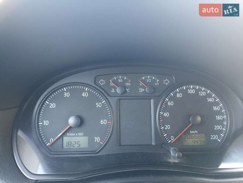 Хетчбек Volkswagen Polo 2006 в Могилів-Подільському