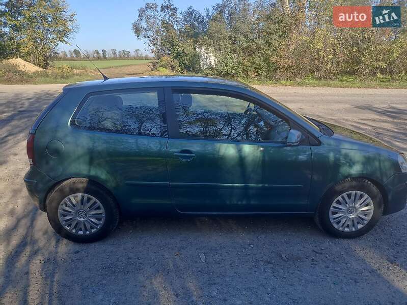 Хетчбек Volkswagen Polo 2006 в Могилів-Подільському