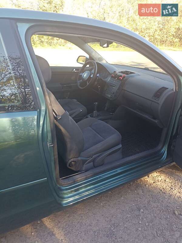 Хетчбек Volkswagen Polo 2006 в Могилів-Подільському