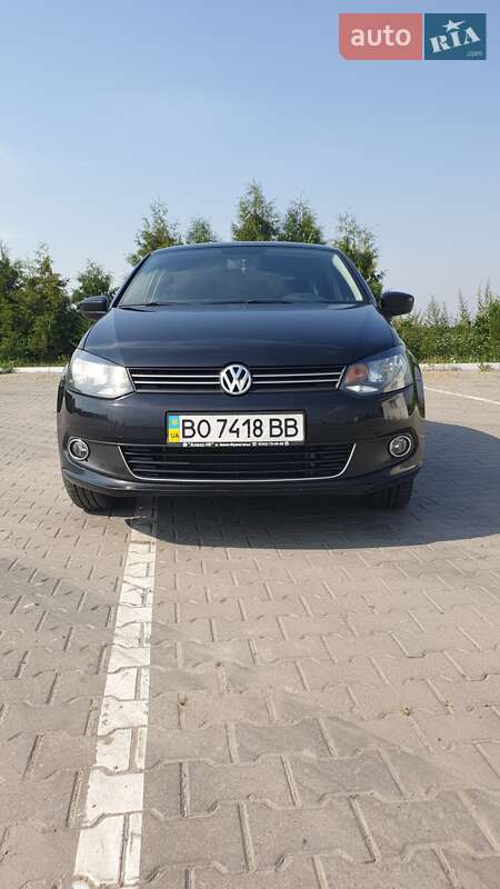 Седан Volkswagen Polo 2013 в Івано-Франківську