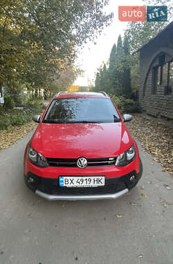 Хэтчбек Volkswagen Polo 2015 в Хмельницком