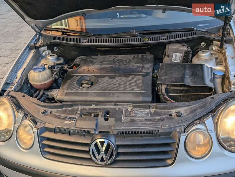 Хэтчбек Volkswagen Polo 2003 в Львове