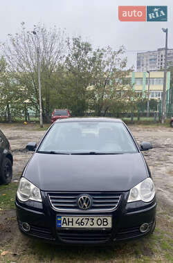 Хетчбек Volkswagen Polo 2005 в Києві