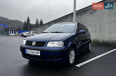 Хетчбек Volkswagen Polo 2000 в Ужгороді