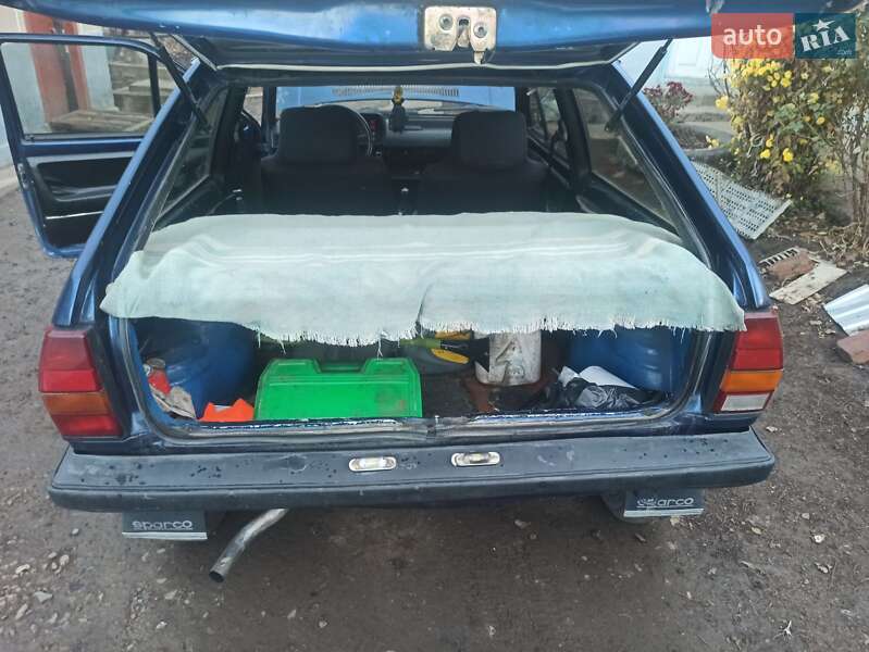 Хетчбек Volkswagen Polo 1987 в Борщеві